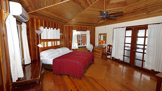 Roatan 2